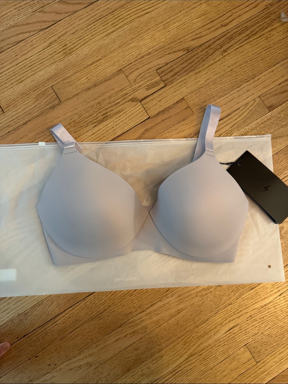 EBY Pain Free T-shirt Bra Raindrop Light Gray size 36DD - Brand New With Tags